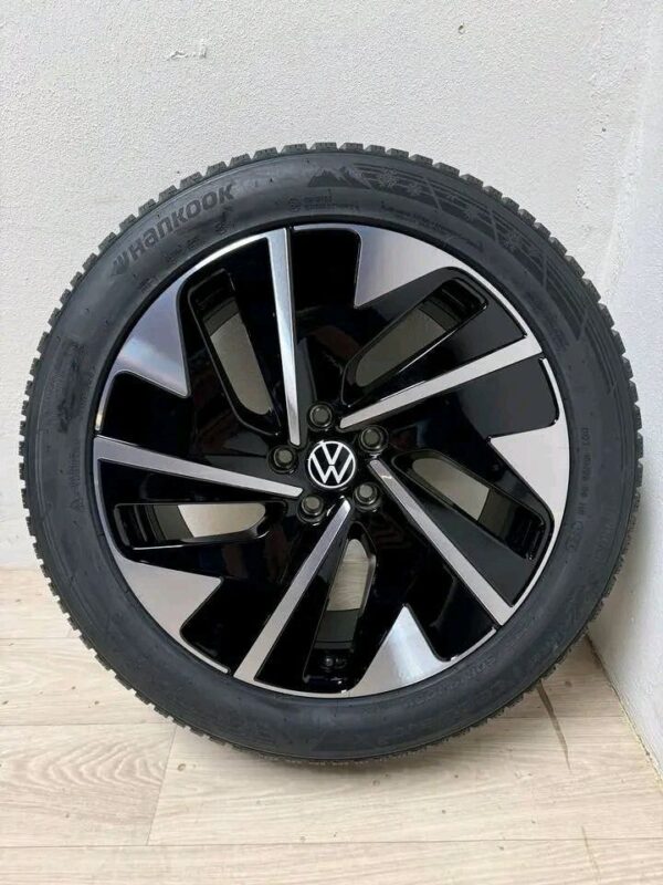 New Original VW ID.7 19-Inch Hudson Winter Tires with Aluminum Rims - Image 3