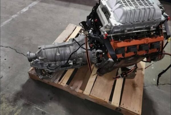 Mopar Hellcat 6.2L HEMI Crate Engine - Image 3