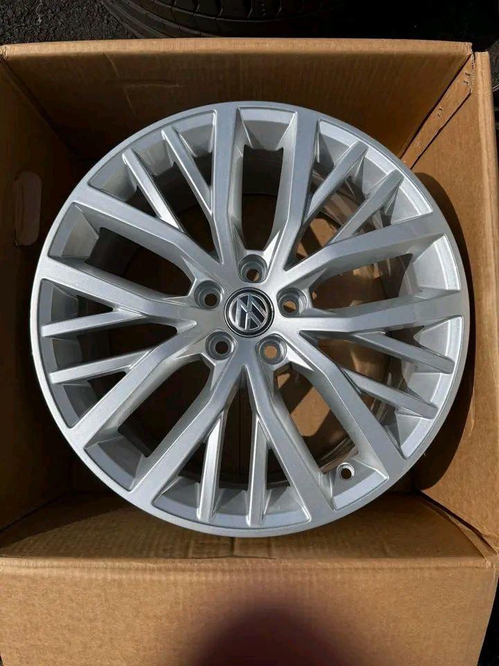 Volkswagen Michelin pilot Tires - Image 5