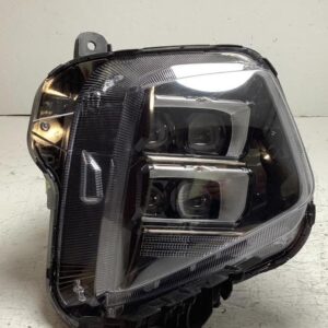Hyundai Tucson nx4 Side lamp